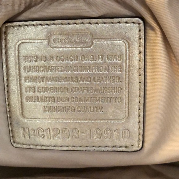 Coach diaper bag - Picture 6 of 8